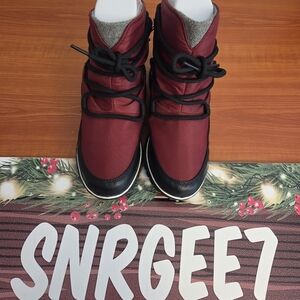 SOREL Explorer Fleece Lined, Waterproof Women Boots RED & BLACK NWOT US6/UK4